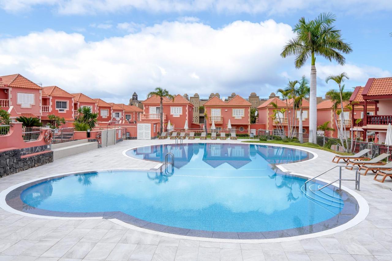 Kate Duque Fantastic Apartment With Lovely Pool Адехе Экстерьер фото